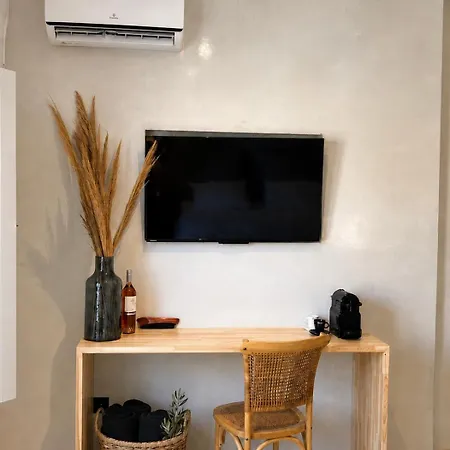 Aparthotel Dryope Luxury Living