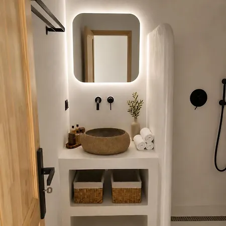 Dryope Luxury Living 3*